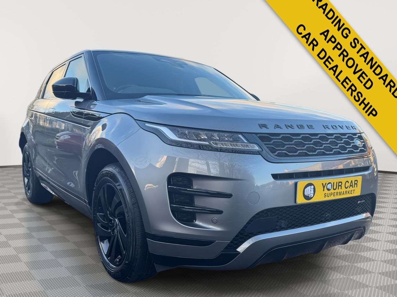 A 2021 LAND ROVER RANGE ROVER EVOQUE 1.5 P300e 12.2kWh R-Dynamic S SUV 5dr Petrol Plug-in Hybrid Auto 4WD Euro 6 A 2021 LAND ROVER RANGE ROVER EVOQUE 1.5 P300e 12.2kWh R-Dynamic S SUV 5dr Petrol Plug-in Hybrid Auto 4WD Euro 6