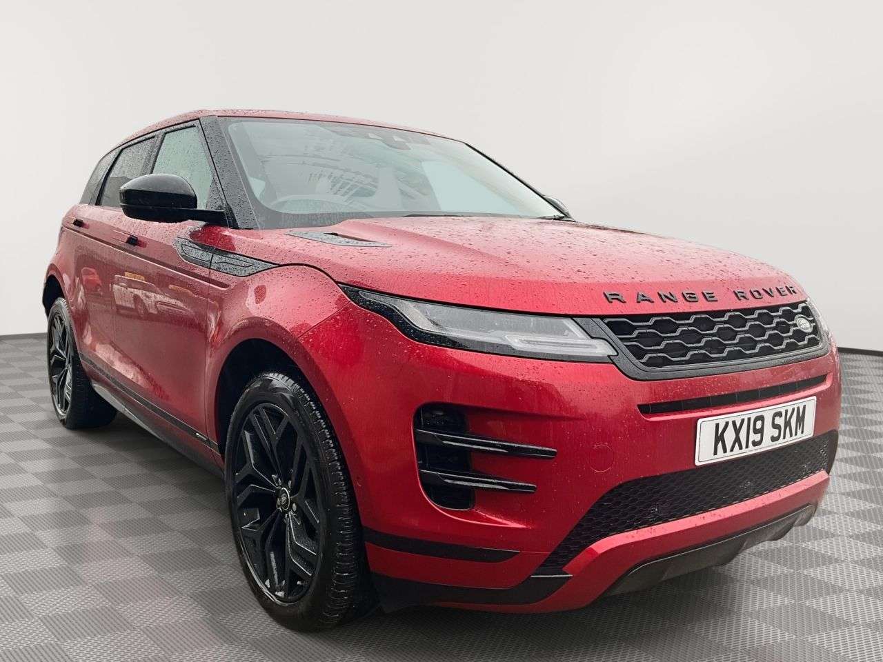 A 2019 LAND ROVER RANGE ROVER EVOQUE 2.0 D240 R-Dynamic SE SUV 5dr Diesel Auto 4WD Euro 6 (s/s) (240 ps) 4 OWNER A 2019 LAND ROVER RANGE ROVER EVOQUE 2.0 D240 R-Dynamic SE SUV 5dr Diesel Auto 4WD Euro 6 (s/s) (240 ps) 4 OWNER