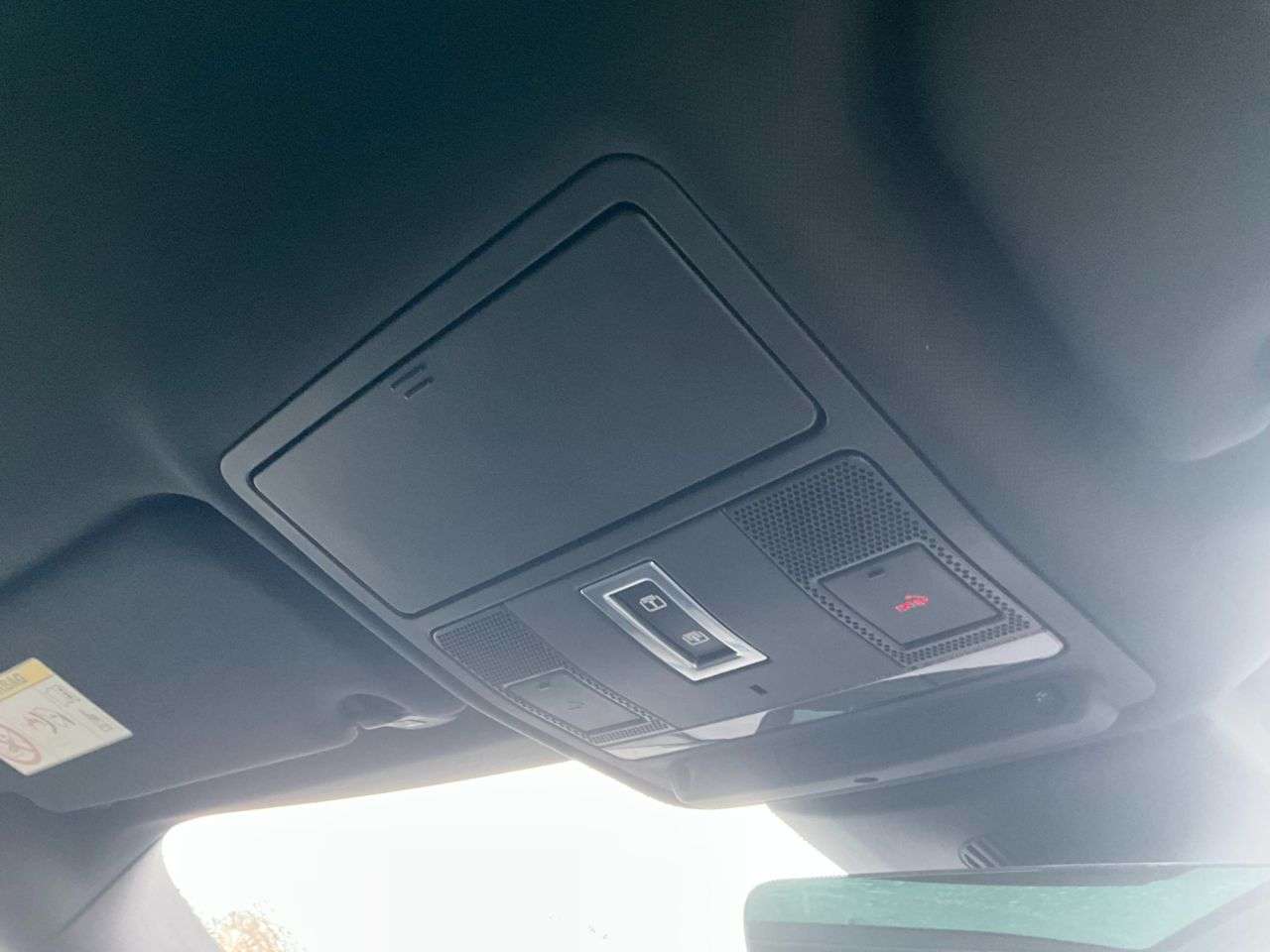 2019 LAND ROVER RANGE ROVER EVOQUE 2019 LAND ROVER RANGE ROVER EVOQUE