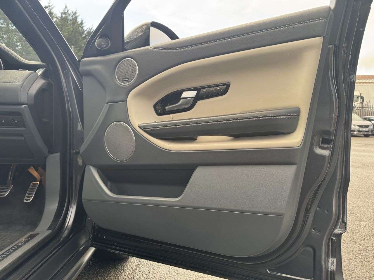 2017 LAND ROVER RANGE ROVER EVOQUE 2017 LAND ROVER RANGE ROVER EVOQUE