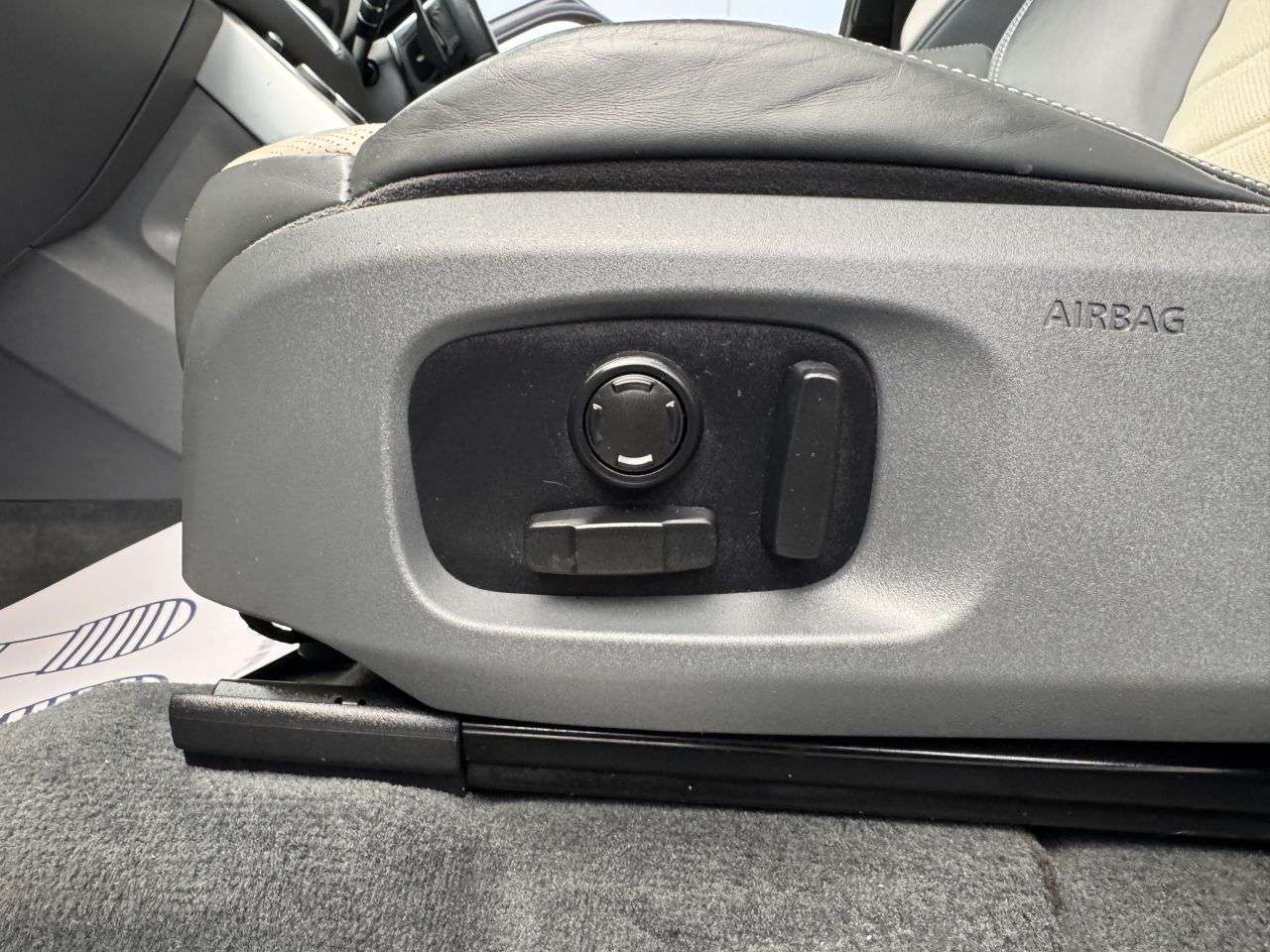 2017 LAND ROVER RANGE ROVER EVOQUE 2017 LAND ROVER RANGE ROVER EVOQUE