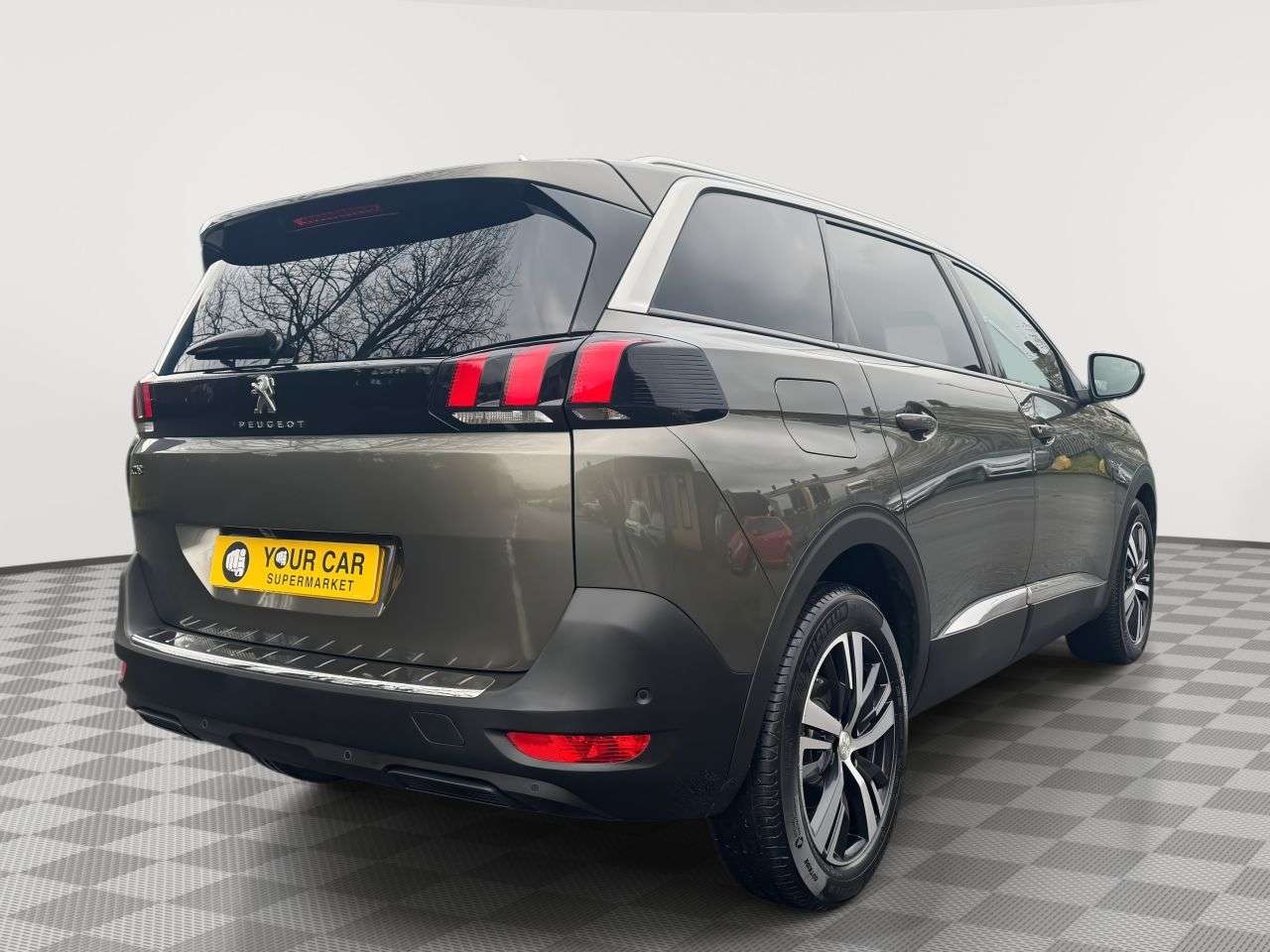 2021 PEUGEOT 5008 2021 PEUGEOT 5008