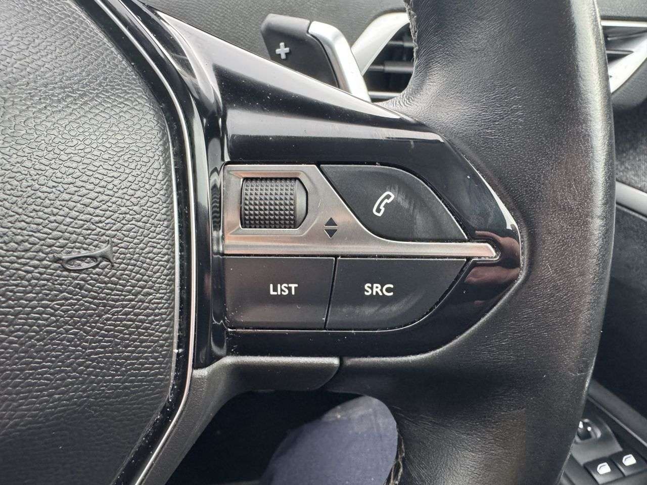 2021 PEUGEOT 5008 2021 PEUGEOT 5008