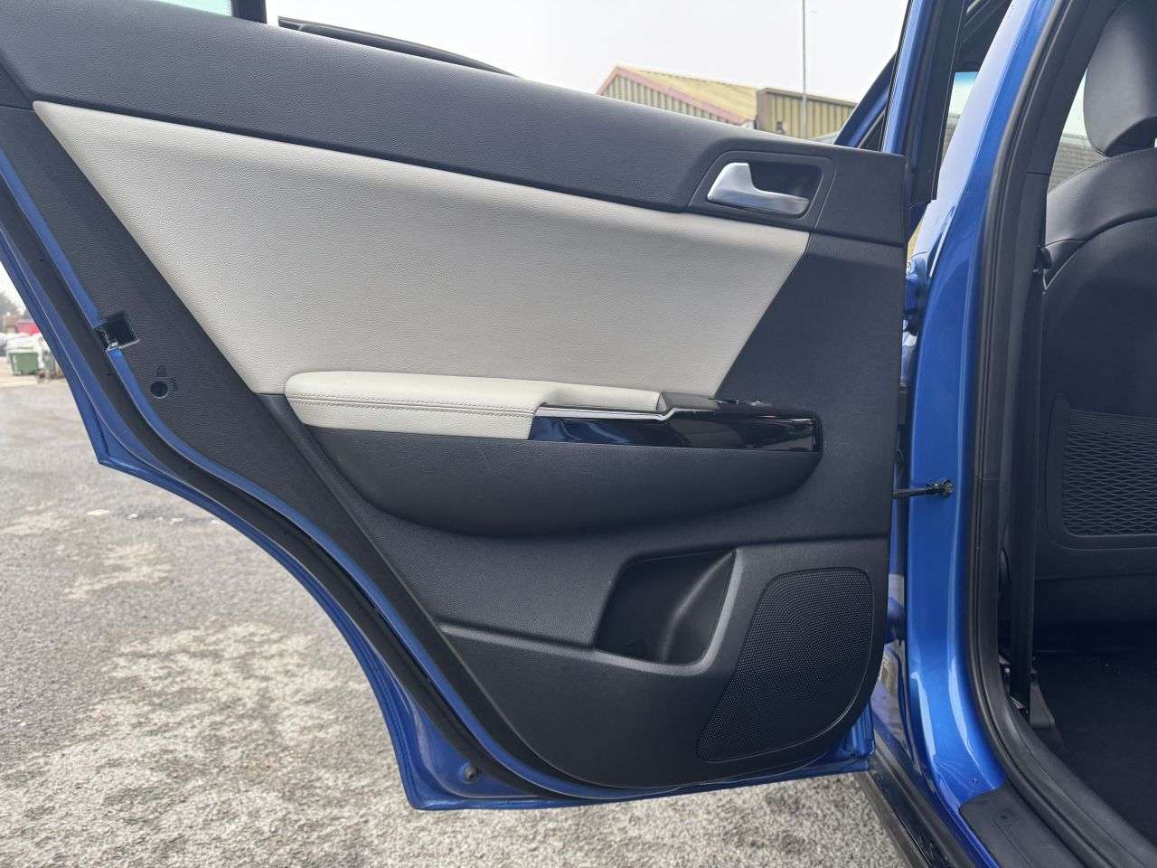 2021 KIA SPORTAGE 2021 KIA SPORTAGE