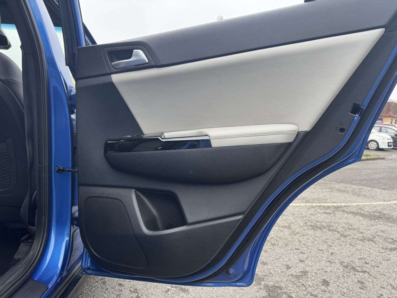 2021 KIA SPORTAGE 2021 KIA SPORTAGE