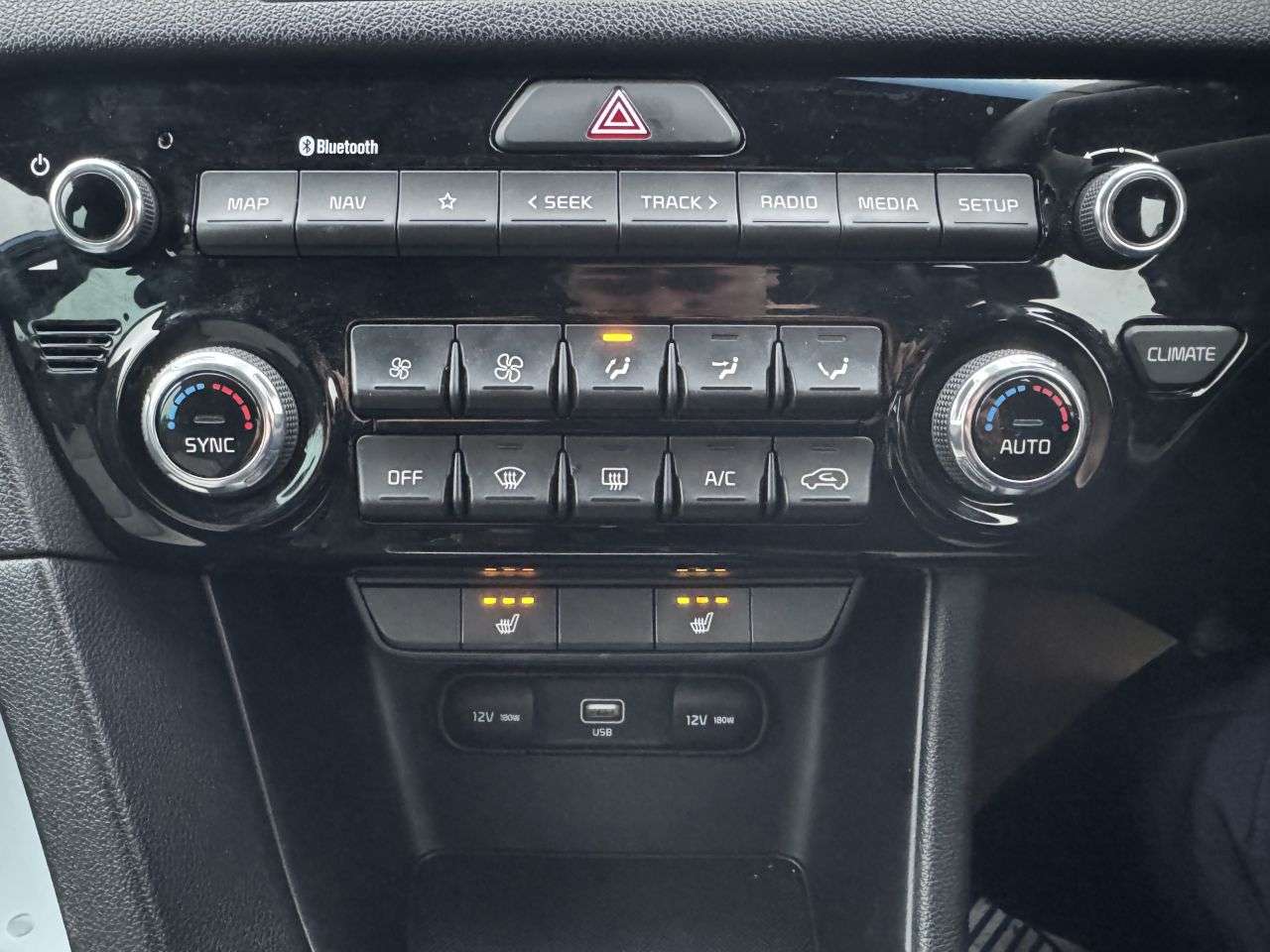 2021 KIA SPORTAGE 2021 KIA SPORTAGE