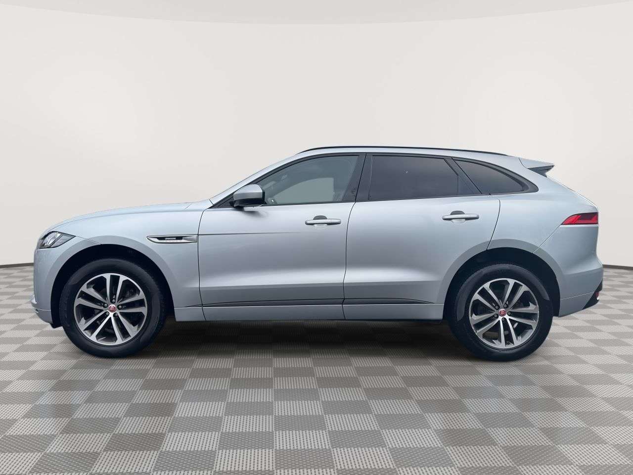 2019 JAGUAR F-PACE 2019 JAGUAR F-PACE