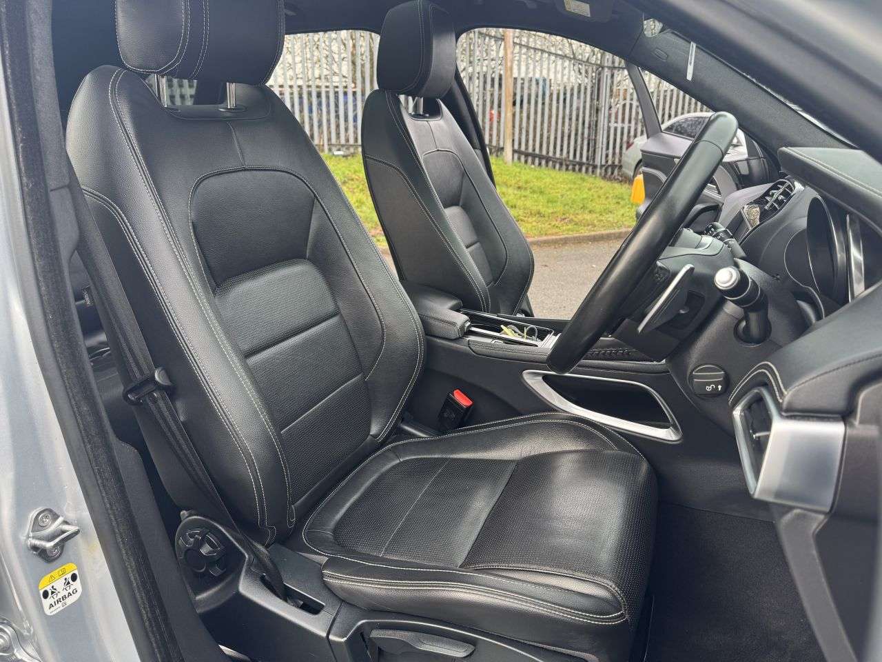 2019 JAGUAR F-PACE 2019 JAGUAR F-PACE