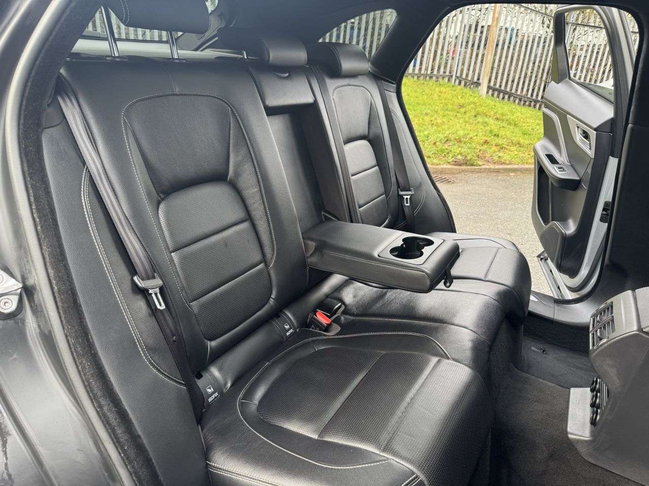 2019 JAGUAR F-PACE 2019 JAGUAR F-PACE