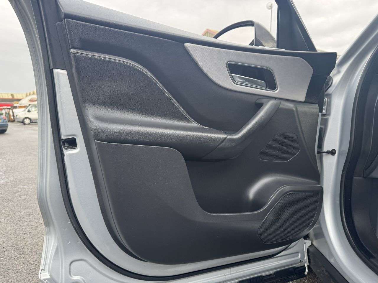 2019 JAGUAR F-PACE 2019 JAGUAR F-PACE