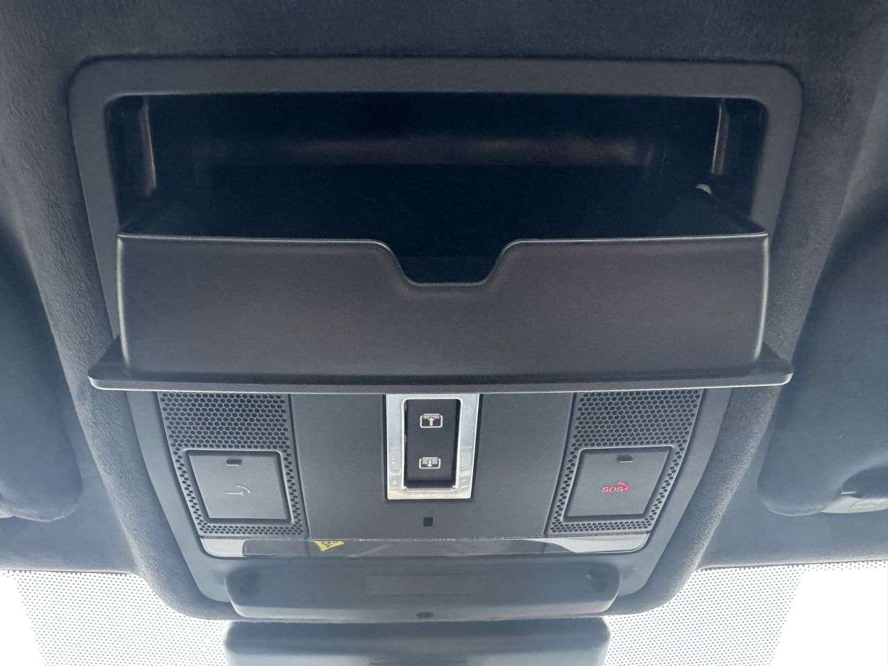 2019 JAGUAR F-PACE 2019 JAGUAR F-PACE