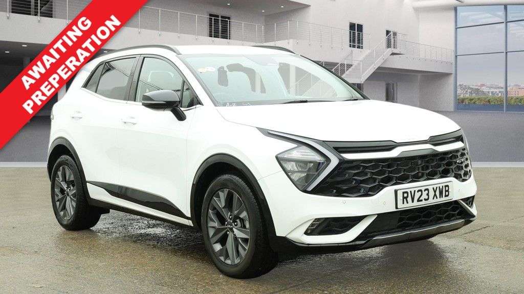 A 2023 KIA SPORTAGE 1.6 h T-GDi GT-Line SUV 5dr Petrol Hybrid Auto Euro 6 (s/s) (226 bhp) A 2023 KIA SPORTAGE 1.6 h T-GDi GT-Line SUV 5dr Petrol Hybrid Auto Euro 6 (s/s) (226 bhp)