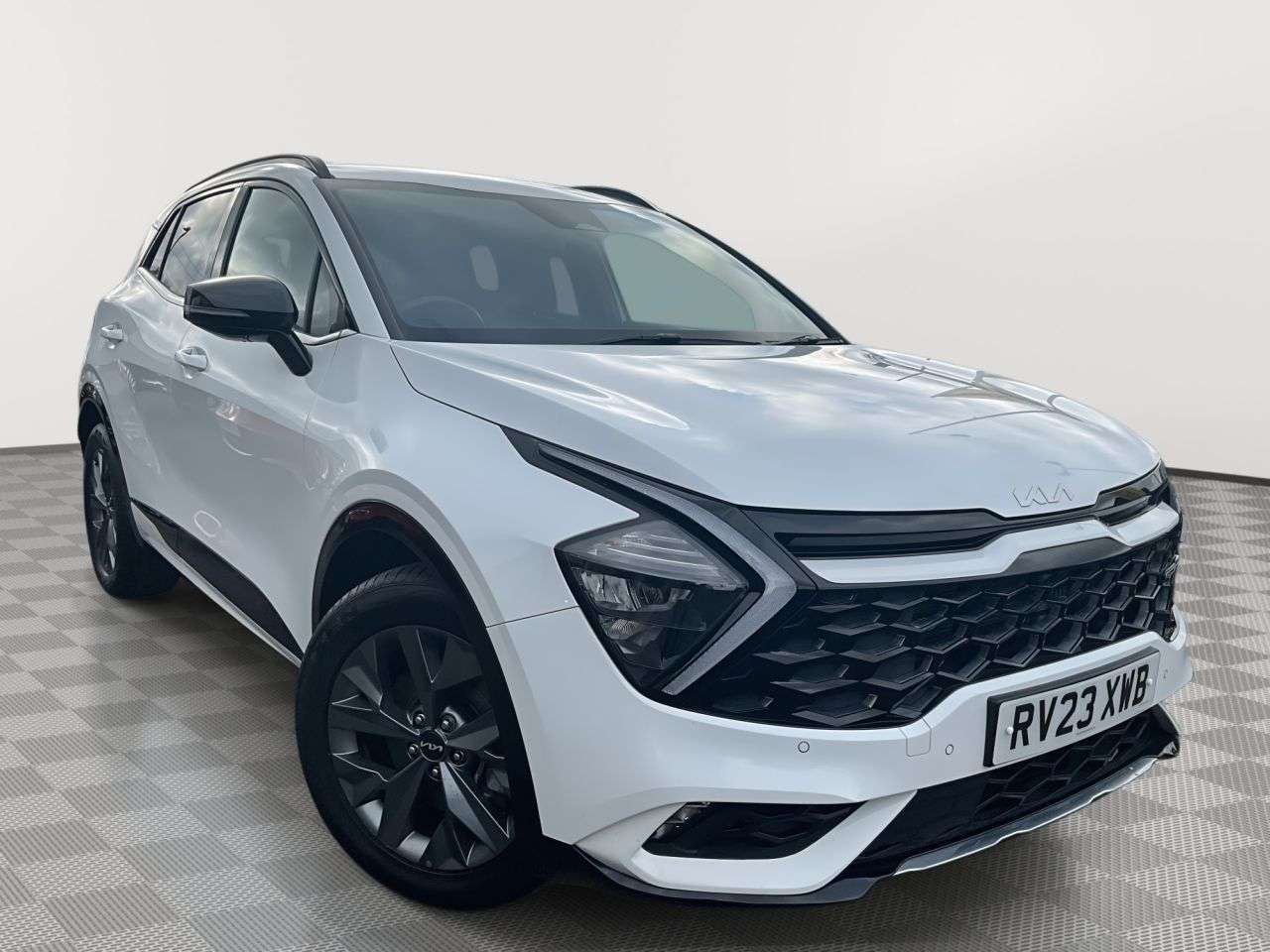 A 2023 KIA SPORTAGE 1.6 h T-GDi GT-Line SUV 5dr Petrol Hybrid Auto Euro 6 (s/s) (226 bhp) A 2023 KIA SPORTAGE 1.6 h T-GDi GT-Line SUV 5dr Petrol Hybrid Auto Euro 6 (s/s) (226 bhp)