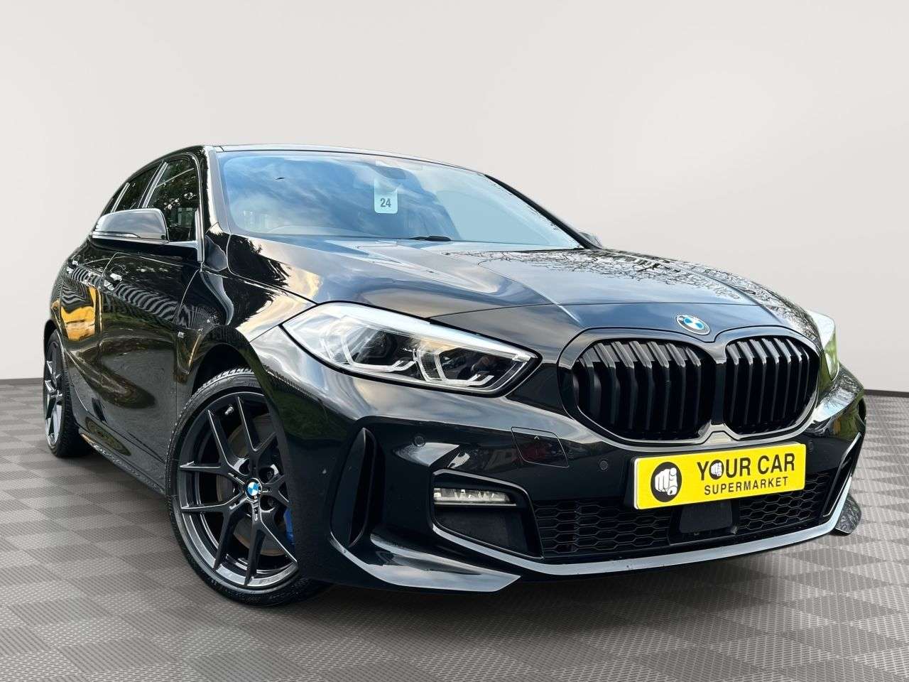 A 2021 BMW 1 SERIES 1.5 118i M Sport (LCP) Hatchback 5dr Petrol DCT Euro 6 (s/s) (136 ps) A 2021 BMW 1 SERIES 1.5 118i M Sport (LCP) Hatchback 5dr Petrol DCT Euro 6 (s/s) (136 ps)