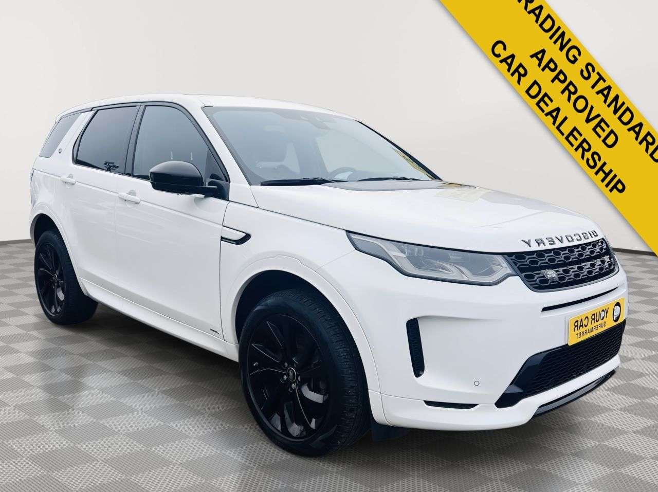 A 2020 LAND ROVER DISCOVERY SPORT 2.0 D180 MHEV R-Dynamic SE SUV 5dr Diesel Auto 4WD Euro 6 (s/s) (180 ps) A 2020 LAND ROVER DISCOVERY SPORT 2.0 D180 MHEV R-Dynamic SE SUV 5dr Diesel Auto 4WD Euro 6 (s/s) (180 ps)