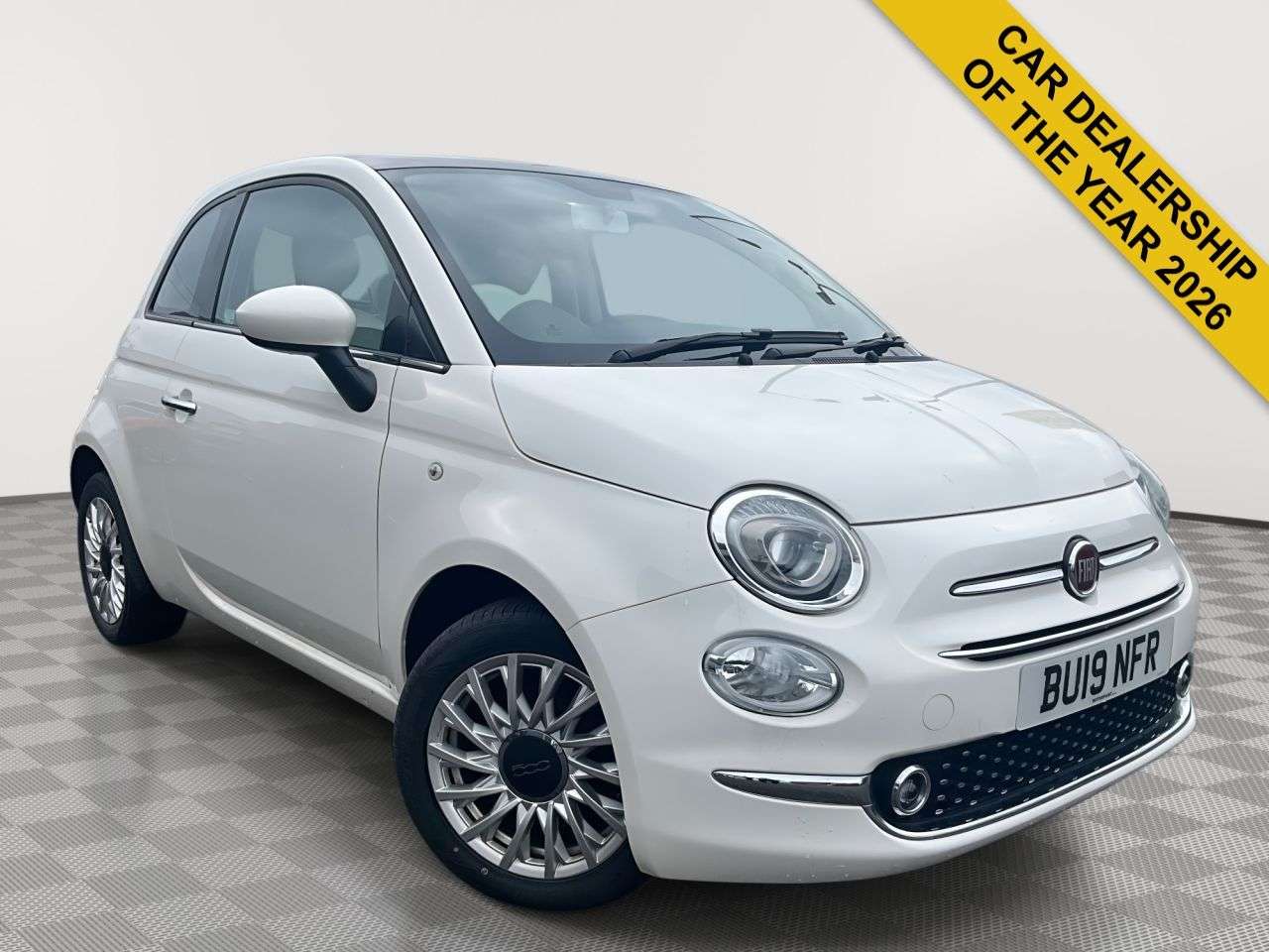 A 2019 FIAT 500 1.2 Lounge Hatchback 3dr Petrol Manual Euro 6 (s/s) (69 bhp) A 2019 FIAT 500 1.2 Lounge Hatchback 3dr Petrol Manual Euro 6 (s/s) (69 bhp)