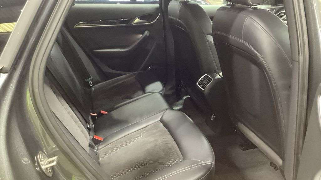 2018 AUDI Q3 2018 AUDI Q3