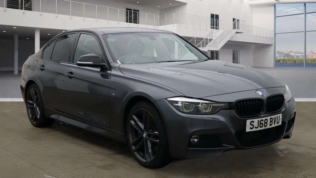 A 2018 BMW 3 SERIES 3.0 330d M Sport Shadow Edition Saloon 4dr Diesel Auto xDrive Euro 6 (s/s) A 2018 BMW 3 SERIES 3.0 330d M Sport Shadow Edition Saloon 4dr Diesel Auto xDrive Euro 6 (s/s)