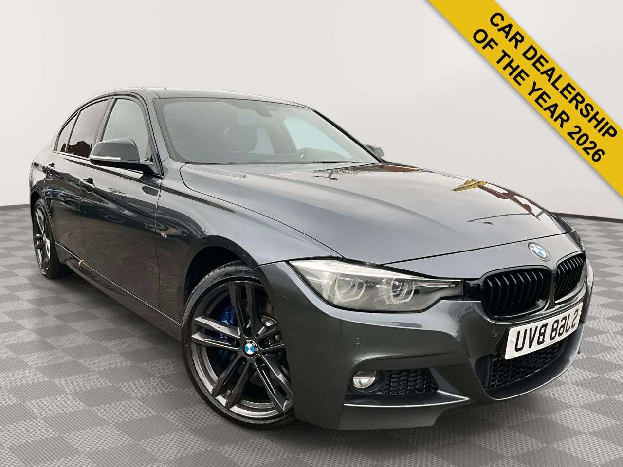 A 2018 BMW 3 SERIES 3.0 330d M Sport Shadow Edition Saloon 4dr Diesel Auto xDrive Euro 6 (s/s) A 2018 BMW 3 SERIES 3.0 330d M Sport Shadow Edition Saloon 4dr Diesel Auto xDrive Euro 6 (s/s)