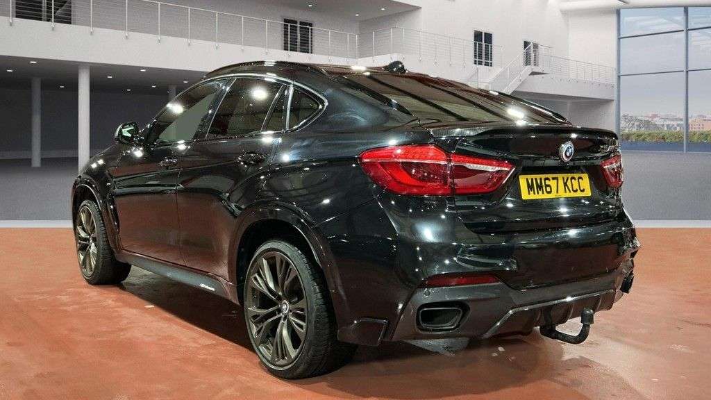 A 2018 BMW X6 3.0 M50d SUV 5dr Diesel Auto xDrive Euro 6 (s/s) (381 ps) 2 FORMER OWNER/2 A 2018 BMW X6 3.0 M50d SUV 5dr Diesel Auto xDrive Euro 6 (s/s) (381 ps) 2 FORMER OWNER/2