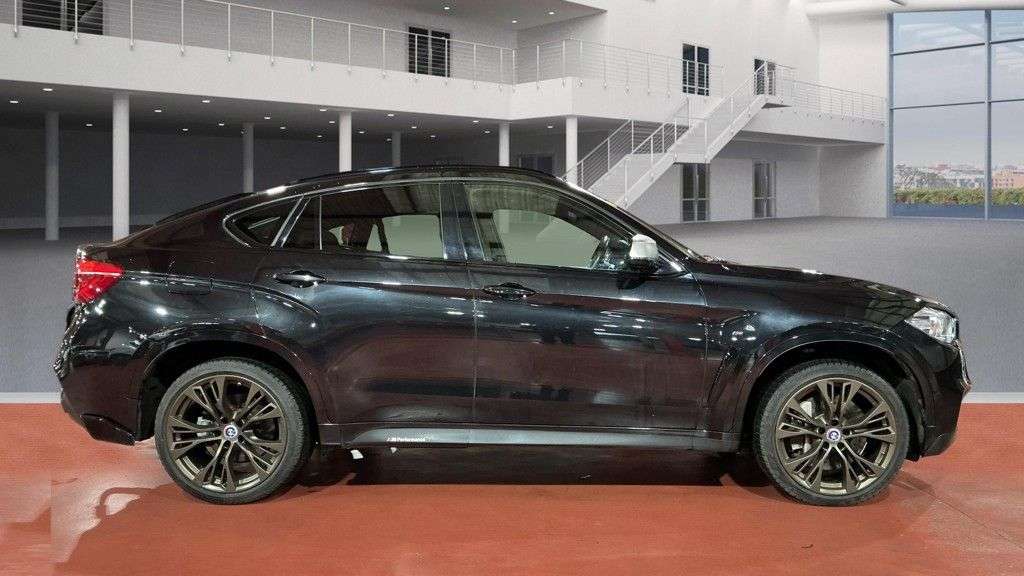 2018 BMW X6 2018 BMW X6