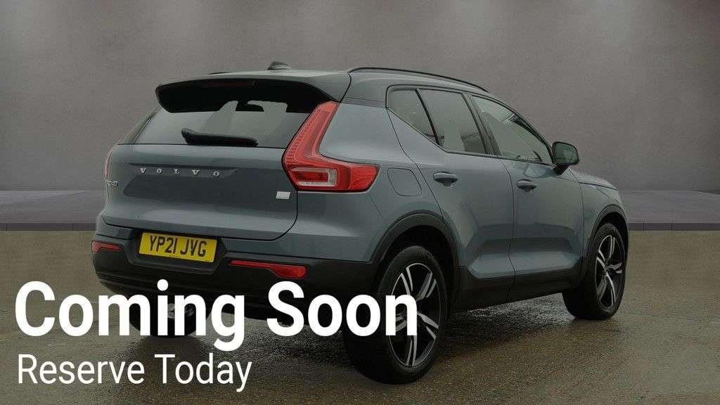 2021 VOLVO XC40 2021 VOLVO XC40