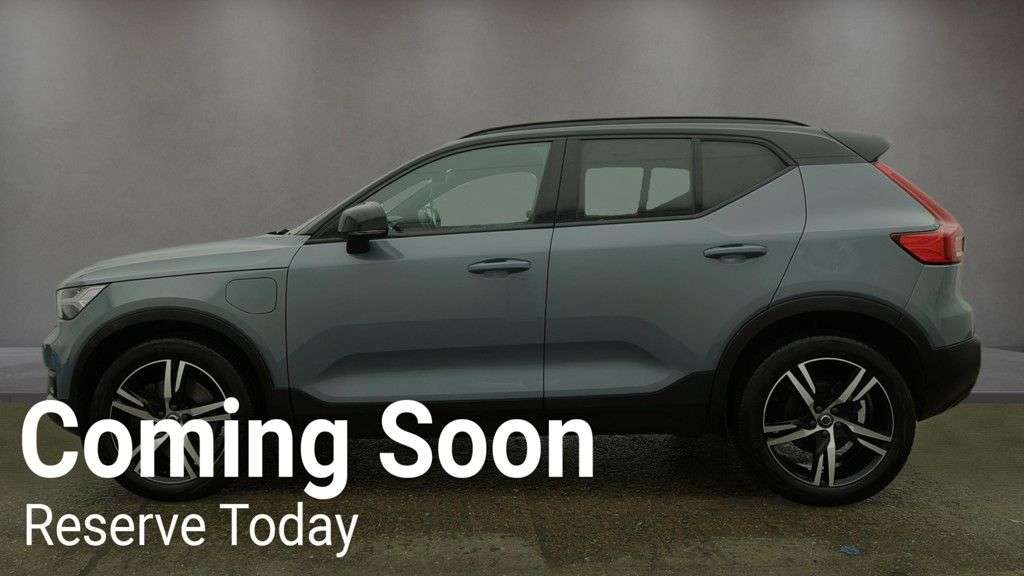 2021 VOLVO XC40 2021 VOLVO XC40