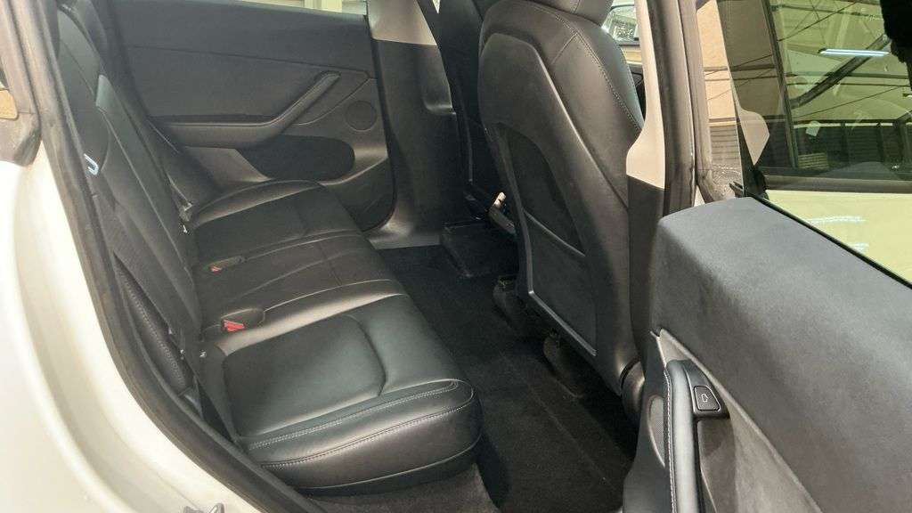 2023 TESLA MODEL Y 2023 TESLA MODEL Y