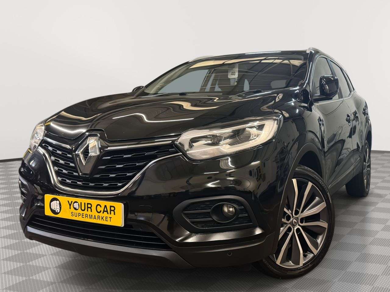A 2020 RENAULT KADJAR 1.3 TCe Iconic SUV 5dr Petrol Manual Euro 6 (s/s) (140 ps) Sat nav, rear ca A 2020 RENAULT KADJAR 1.3 TCe Iconic SUV 5dr Petrol Manual Euro 6 (s/s) (140 ps) Sat nav, rear ca
