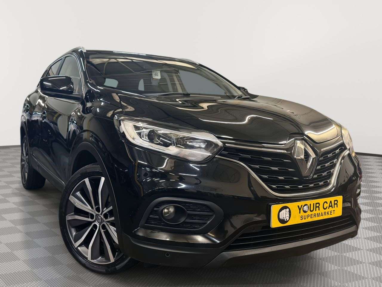 A 2020 RENAULT KADJAR 1.3 TCe Iconic SUV 5dr Petrol Manual Euro 6 (s/s) (140 ps) Sat nav, rear ca A 2020 RENAULT KADJAR 1.3 TCe Iconic SUV 5dr Petrol Manual Euro 6 (s/s) (140 ps) Sat nav, rear ca