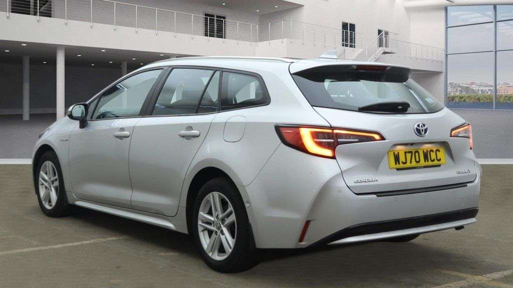 A 2020 TOYOTA COROLLA 1.8 VVT-h GPF Icon Tech Touring Sports 5dr Petrol Hybrid CVT Euro 6 (s/s) ( A 2020 TOYOTA COROLLA 1.8 VVT-h GPF Icon Tech Touring Sports 5dr Petrol Hybrid CVT Euro 6 (s/s) (