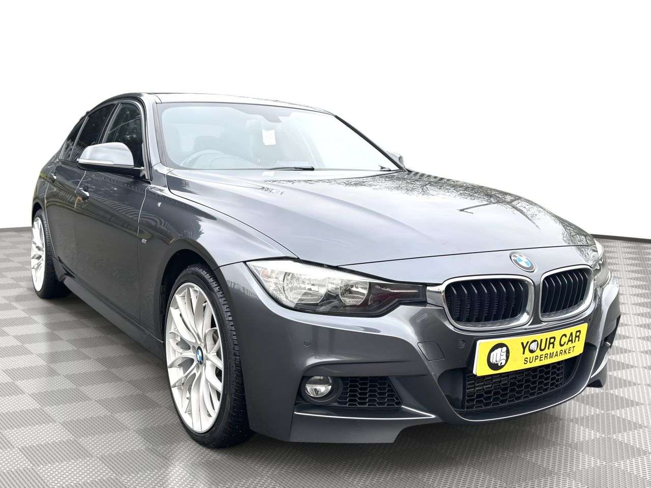 A 2015 BMW 3 SERIES 3.0 335d M Sport Saloon 4dr Diesel Auto xDrive Euro 6 (s/s) (313 ps) Parkin A 2015 BMW 3 SERIES 3.0 335d M Sport Saloon 4dr Diesel Auto xDrive Euro 6 (s/s) (313 ps) Parkin