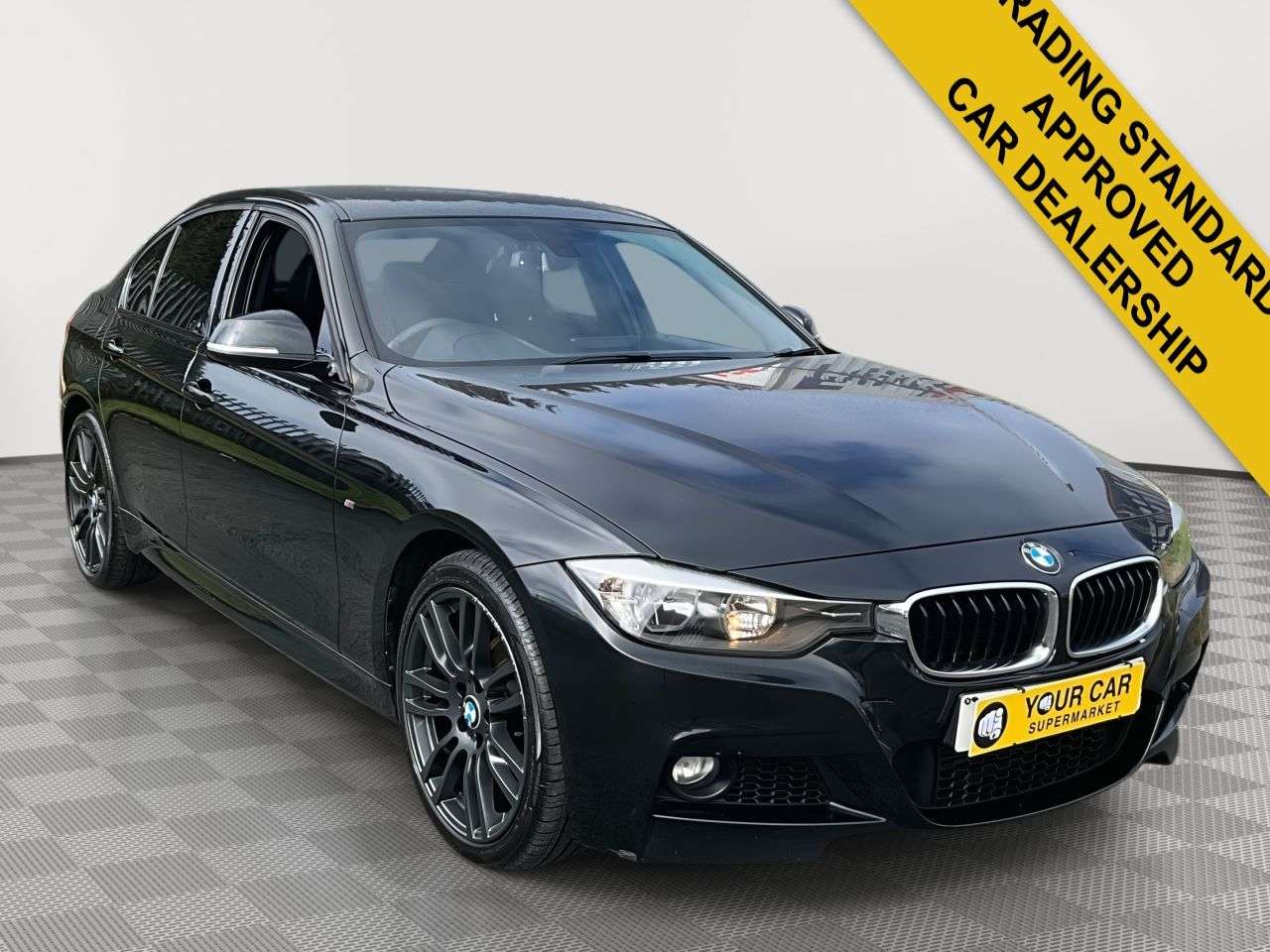 A 2014 BMW 3 SERIES 2.0 320i M Sport Saloon 4dr Petrol Auto xDrive Euro 6 (s/s) (184 ps) A 2014 BMW 3 SERIES 2.0 320i M Sport Saloon 4dr Petrol Auto xDrive Euro 6 (s/s) (184 ps)
