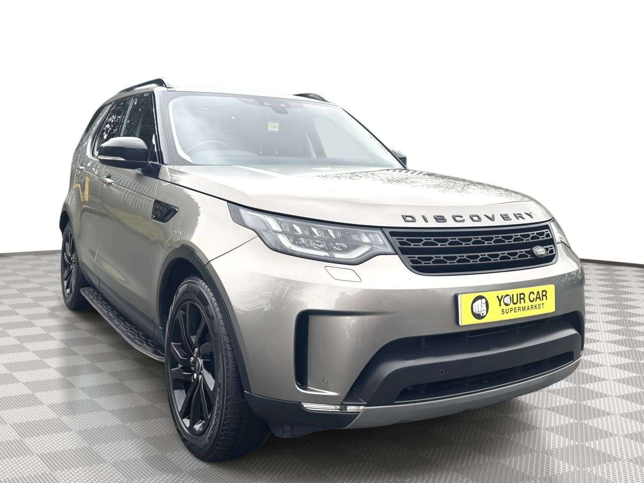 A 2018 LAND ROVER DISCOVERY 2.0 SD4 HSE SUV 5dr Diesel Auto 4WD Euro 6 (s/s) (240 ps) Rear Heated Seats A 2018 LAND ROVER DISCOVERY 2.0 SD4 HSE SUV 5dr Diesel Auto 4WD Euro 6 (s/s) (240 ps) Rear Heated Seats