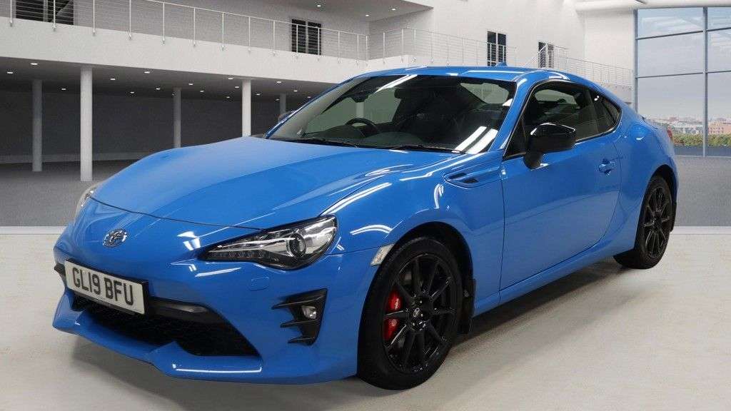 A 2019 TOYOTA GT86 2.0 Boxer D-4S Club Series Blue Edition Coupe 2dr Petrol Auto Euro 6 (200 p A 2019 TOYOTA GT86 2.0 Boxer D-4S Club Series Blue Edition Coupe 2dr Petrol Auto Euro 6 (200 p