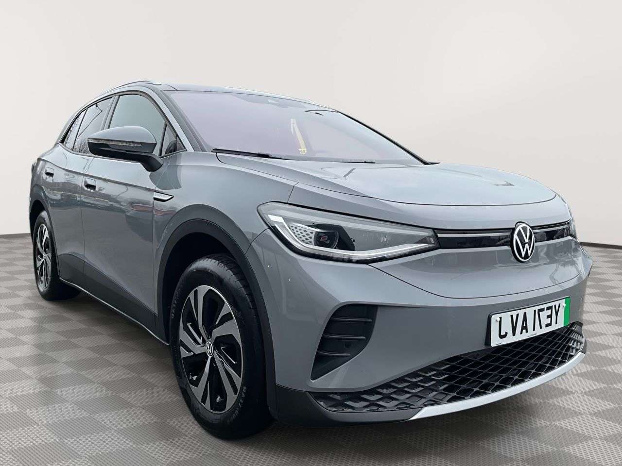 A 2021 VOLKSWAGEN ID.4 Pure 52kWh Life SUV 5dr Electric Auto (148 ps) A 2021 VOLKSWAGEN ID.4 Pure 52kWh Life SUV 5dr Electric Auto (148 ps)