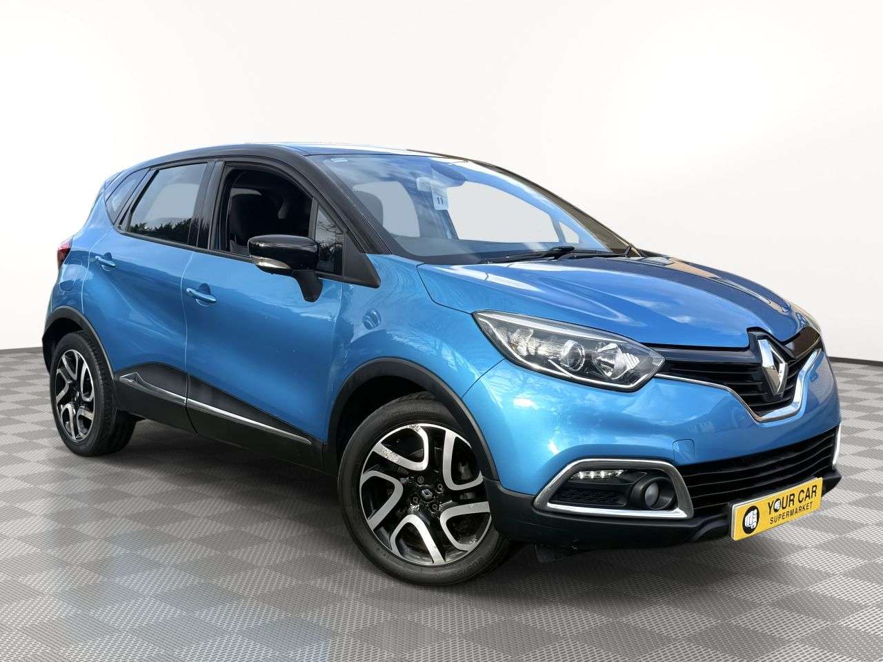A 2014 RENAULT CAPTUR 1.5 dCi ENERGY Dynamique MediaNav SUV 5dr Diesel Manual Euro 5 (s/s) (90 ps A 2014 RENAULT CAPTUR 1.5 dCi ENERGY Dynamique MediaNav SUV 5dr Diesel Manual Euro 5 (s/s) (90 ps