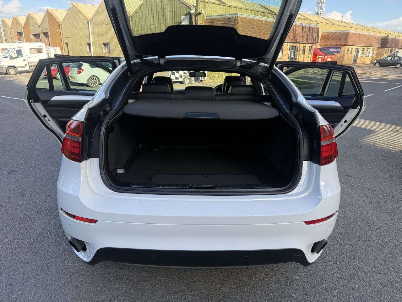 2013 BMW X6 2013 BMW X6