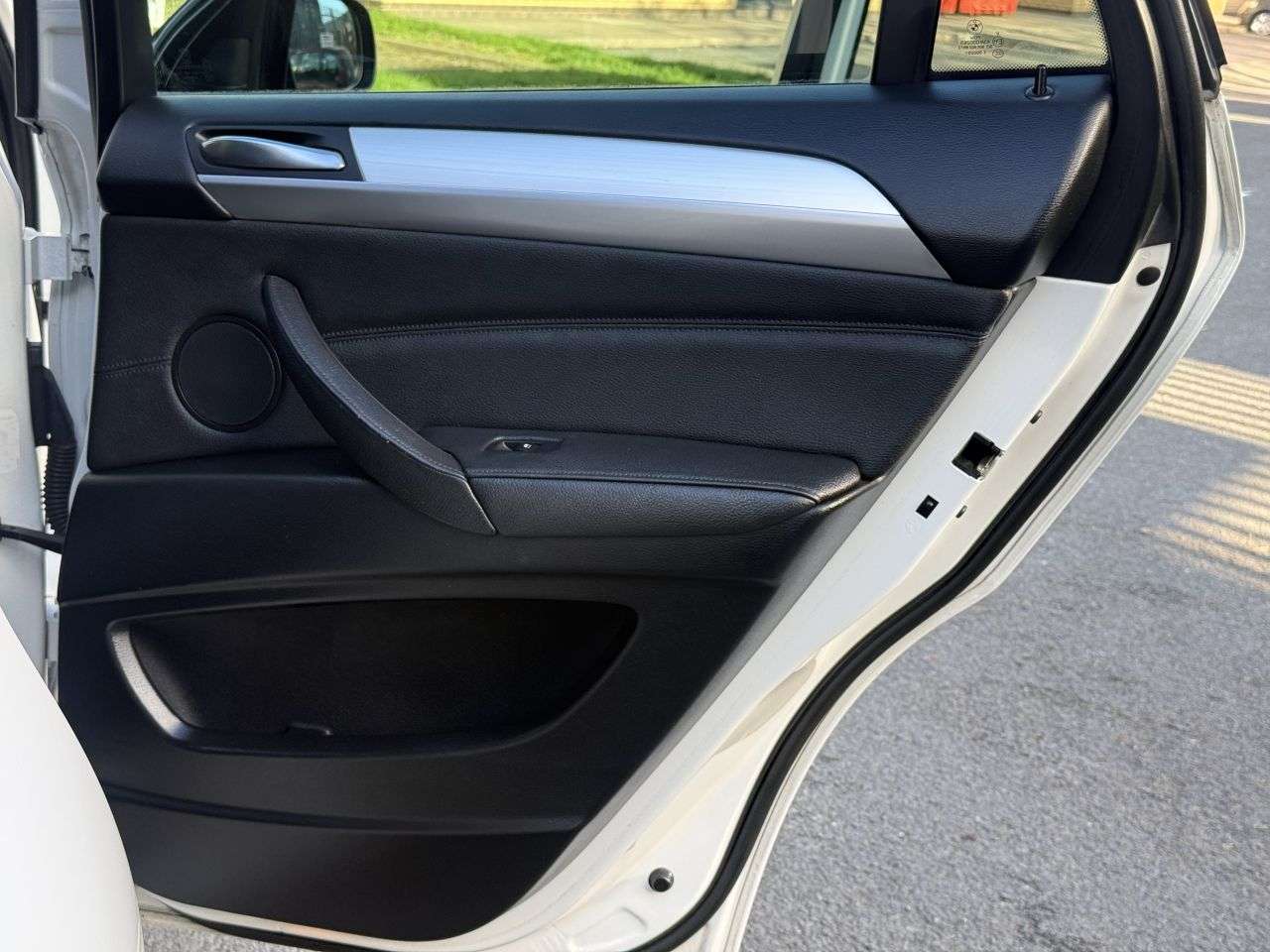 2013 BMW X6 2013 BMW X6