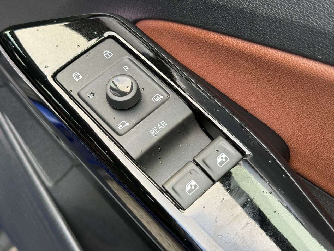 2021 VOLKSWAGEN ID.4 2021 VOLKSWAGEN ID.4