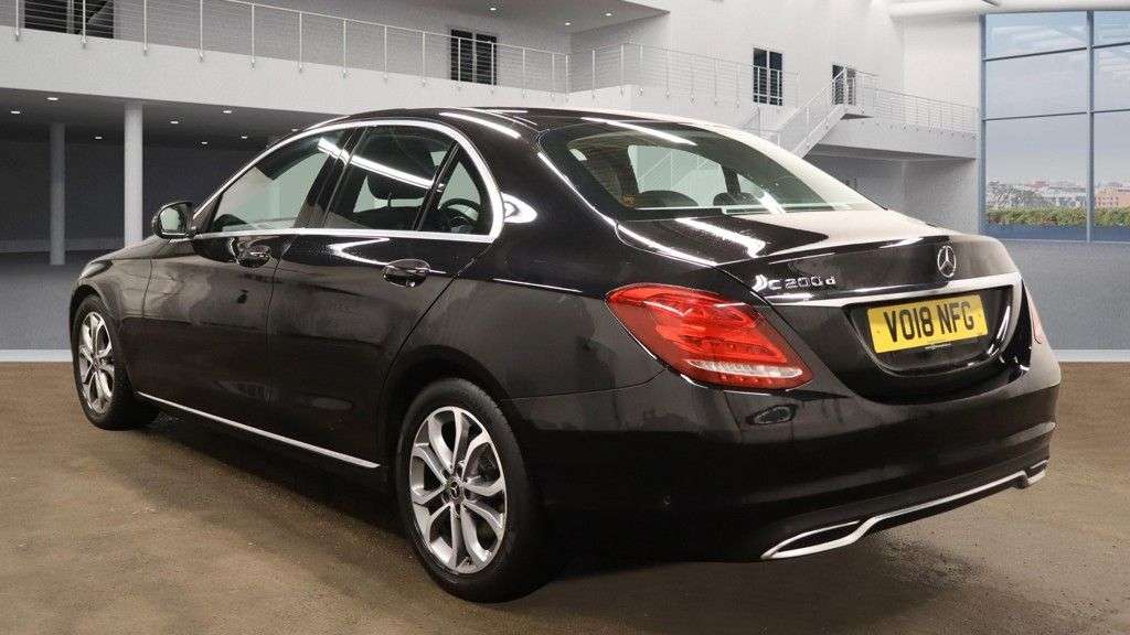 A 2018 MERCEDES-BENZ C-CLASS 1.6 C200d Sport Saloon 4dr Diesel G-Tronic+ Euro 6 (s/s) (136 ps) A 2018 MERCEDES-BENZ C-CLASS 1.6 C200d Sport Saloon 4dr Diesel G-Tronic+ Euro 6 (s/s) (136 ps)