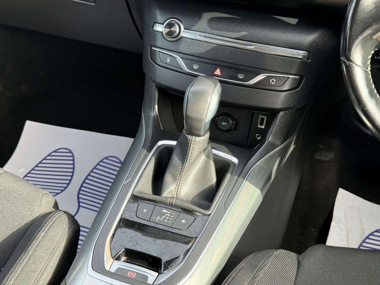 2017 PEUGEOT 308 2017 PEUGEOT 308