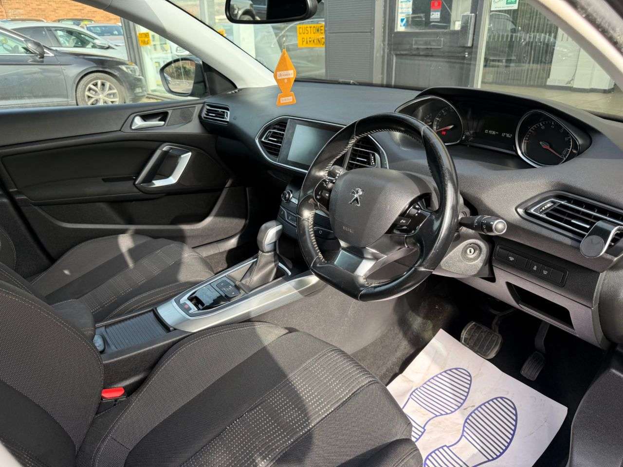 2017 PEUGEOT 308 2017 PEUGEOT 308