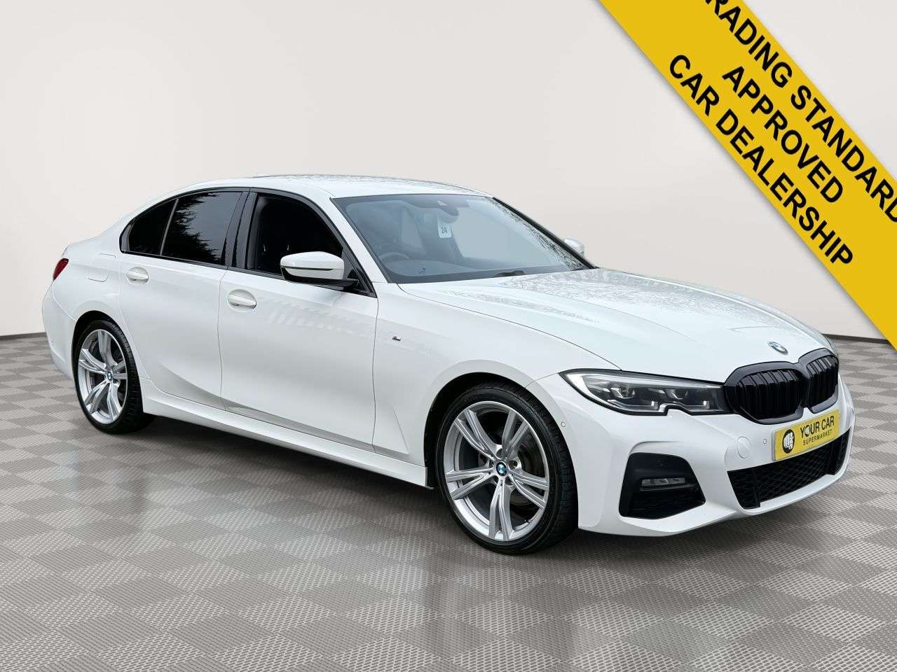 A 2021 BMW 3 SERIES 2.0 320i M Sport Saloon 4dr Petrol Auto xDrive Euro 6 (s/s) (184 ps) Heated A 2021 BMW 3 SERIES 2.0 320i M Sport Saloon 4dr Petrol Auto xDrive Euro 6 (s/s) (184 ps) Heated