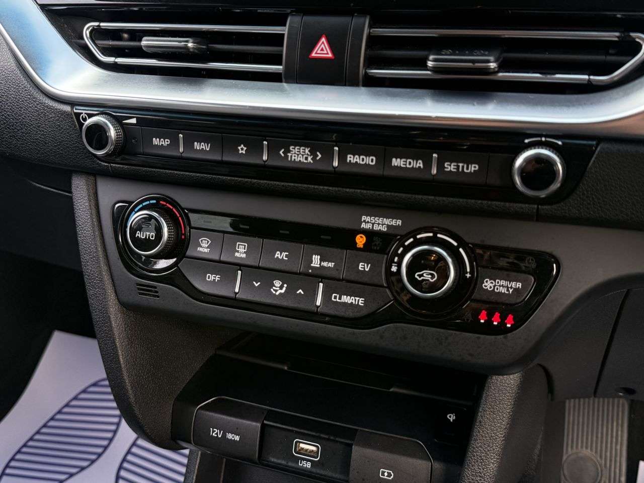 2021 KIA NIRO 2021 KIA NIRO