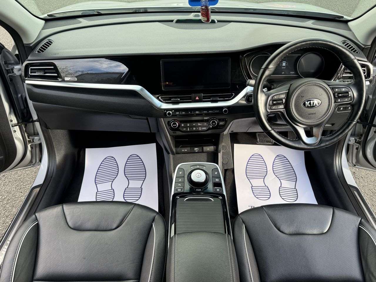 2021 KIA NIRO 2021 KIA NIRO