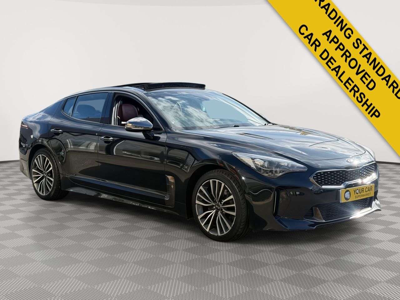 A 2019 KIA STINGER 2.2 CRDi GT-Line S Gran Turismo 5dr Diesel Auto Euro 6 (s/s) (197 bhp) Vent A 2019 KIA STINGER 2.2 CRDi GT-Line S Gran Turismo 5dr Diesel Auto Euro 6 (s/s) (197 bhp) Vent