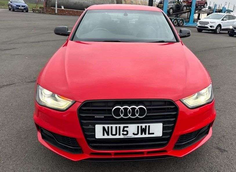 A 2015 AUDI A4 2.0 TDI Black Edition Plus Saloon 4dr Diesel S Tronic quattro Euro 5 (s/s) A 2015 AUDI A4 2.0 TDI Black Edition Plus Saloon 4dr Diesel S Tronic quattro Euro 5 (s/s)