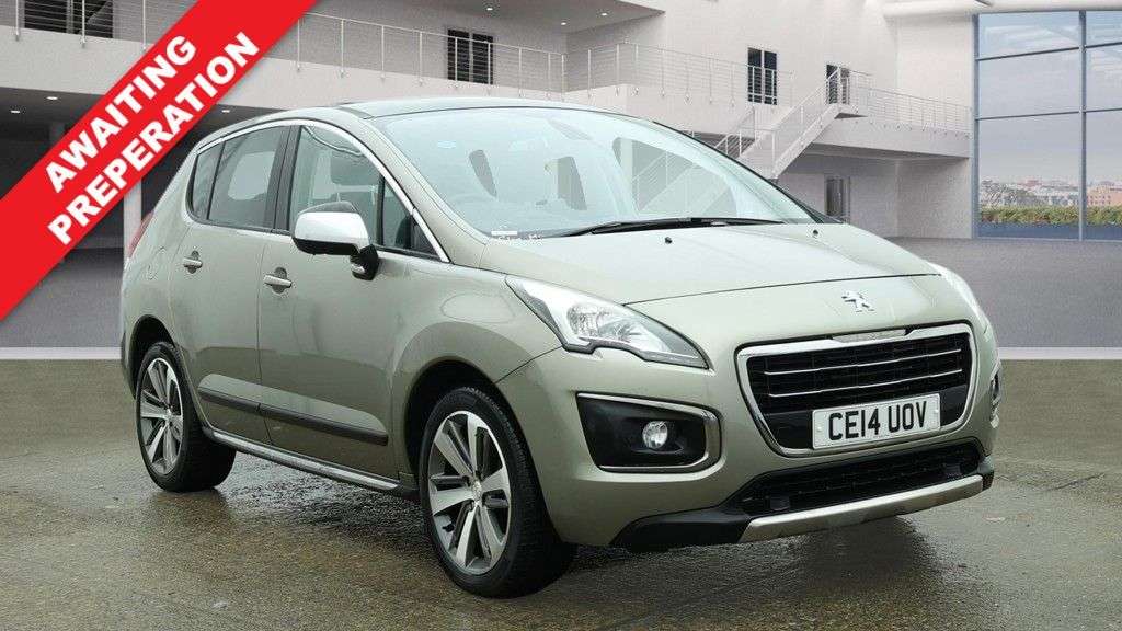 A 2014 PEUGEOT 3008 1.6 e-HDi Allure SUV 5dr Diesel EGC Euro 5 (s/s) (115 ps) A 2014 PEUGEOT 3008 1.6 e-HDi Allure SUV 5dr Diesel EGC Euro 5 (s/s) (115 ps)
