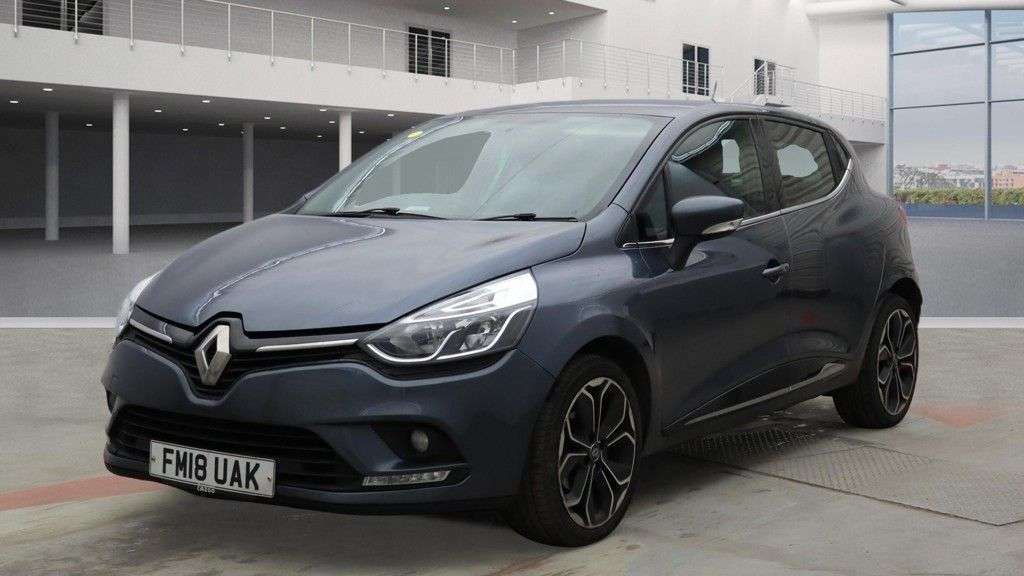 A 2018 RENAULT CLIO 0.9 TCe Iconic Hatchback 5dr Petrol Manual Euro 6 (s/s) (90 ps) A 2018 RENAULT CLIO 0.9 TCe Iconic Hatchback 5dr Petrol Manual Euro 6 (s/s) (90 ps)